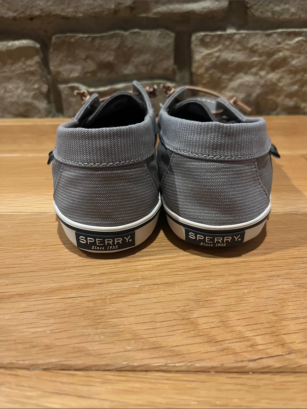 Sperry Gray Canvas Boat Shoes with Brown Laces Size 10 - Picture 4 of 11